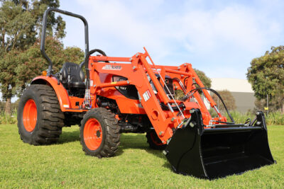 Kioti CK3740 HST Compact Tractor | ROPS | 37hp | Hydrostatic | Includes Loader and 4-in-1 Bucket | New CK Series