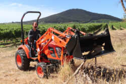Kioti CK3010 Compact Tractor | ROPS | 30hp | Hydrostatic | Includes Loader and 4-in-1 Bucket | CK Series