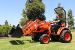Kioti CK3010 Compact Tractor | ROPS | 30hp | Hydrostatic | Includes Loader and 4-in-1 Bucket | CK Series