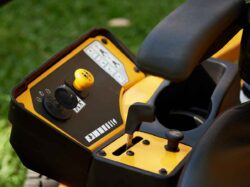 Zero-Turn Mower Cub Cadet Ultima ZT1 42