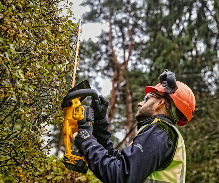 DCMHT563N-XE_18V_HEDGETRIMMERSKIN