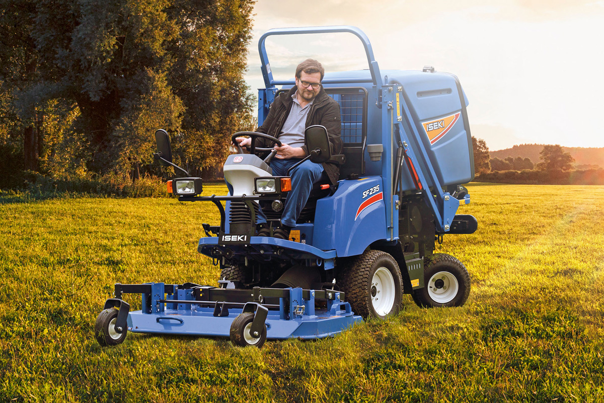 Iseki_SF237_Front Mower