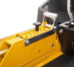 HustlerSuper Z Hyperdrive 72 EFI Commercial Lap Bars Zero Turn Mower | 38.5hp EFI | 72" Deck | Super Z Series