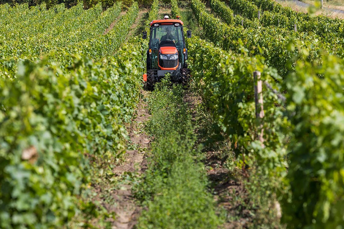 Kubota M5-1 Series Narrow - Image 3