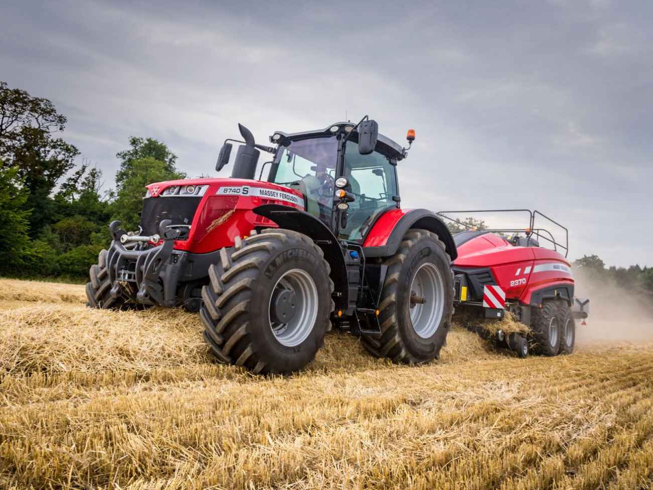 Massey Ferguson MF8700 S Series Tractors