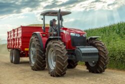 Massey Ferguson MF6700 Global Series