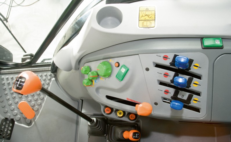 Deutz-Fahr Agroplus 420 Profiline - Image 3