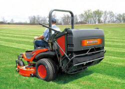 Kubota ZD1211-60